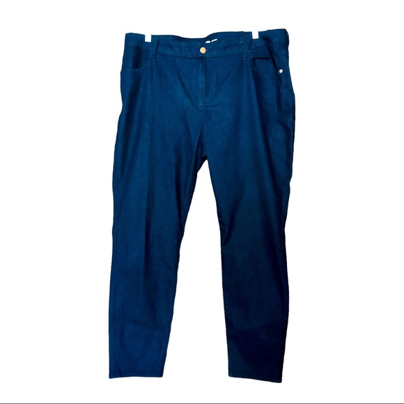 Old Navy Jeans - Picture 6 of 16